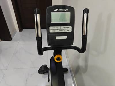 Recumbent Bike/ Exercise Cycle / Gym Cycle