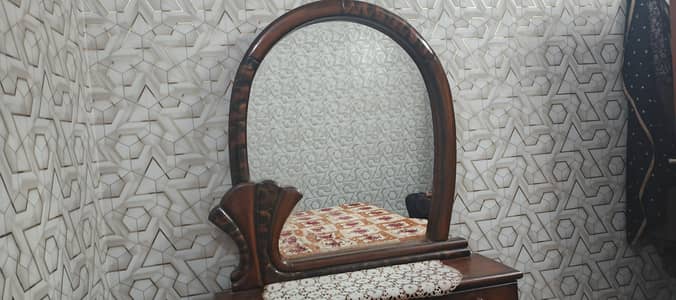 Wooden king size bed set without mattress for sale