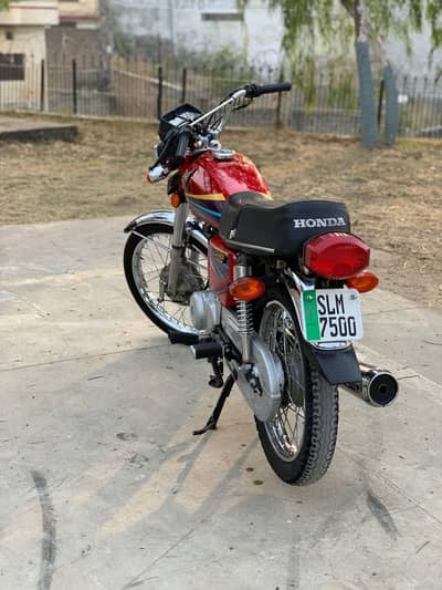 honda125 2011 model for sale contact no 03181973726