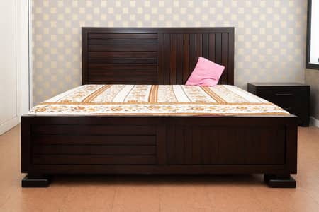 King-sized Bed with 2 Side Tables for Sale