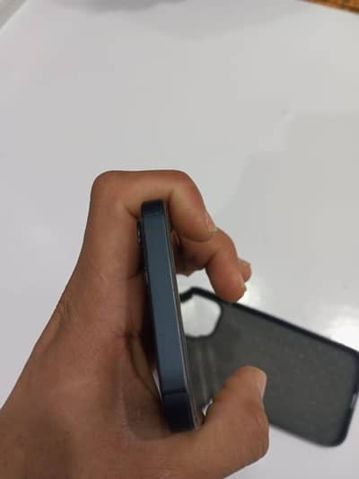 iphone 13 jv 2 month sim time ha 128 ha