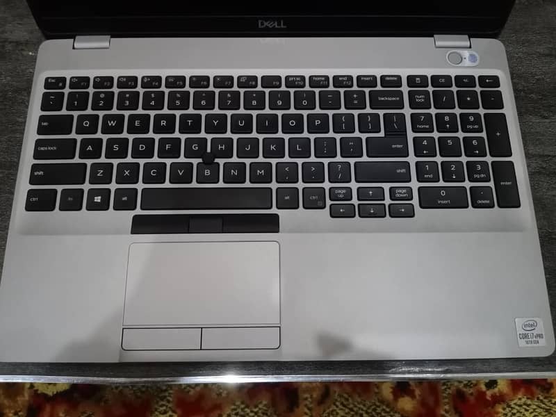 Dell Precision 3550 Workstation 2
