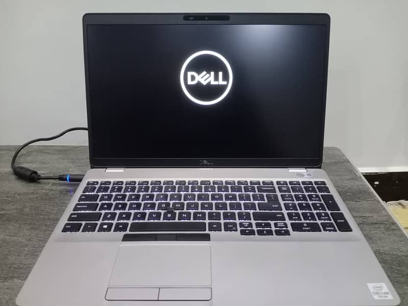 Dell Precision 3550 Workstation 13