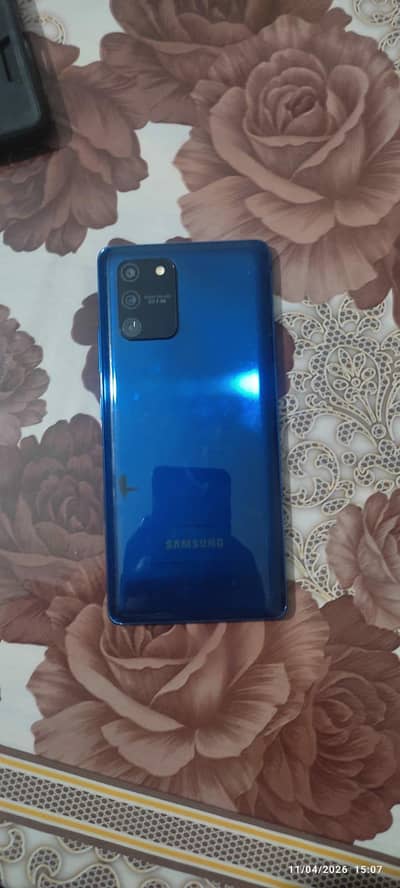 Samsung Galaxy s10 lite