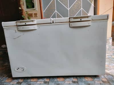 Waves 15 CFT Double Door Deep Freezer  Excellent Condition