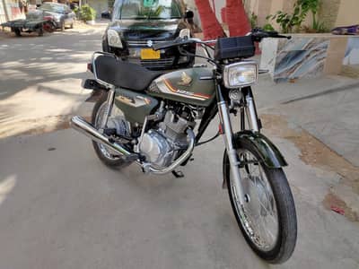 honda cg 125 se gold brand new