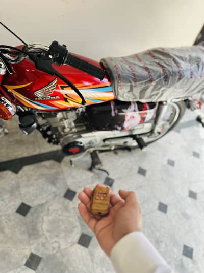 Honda 125 full modified all ok brand new applied for