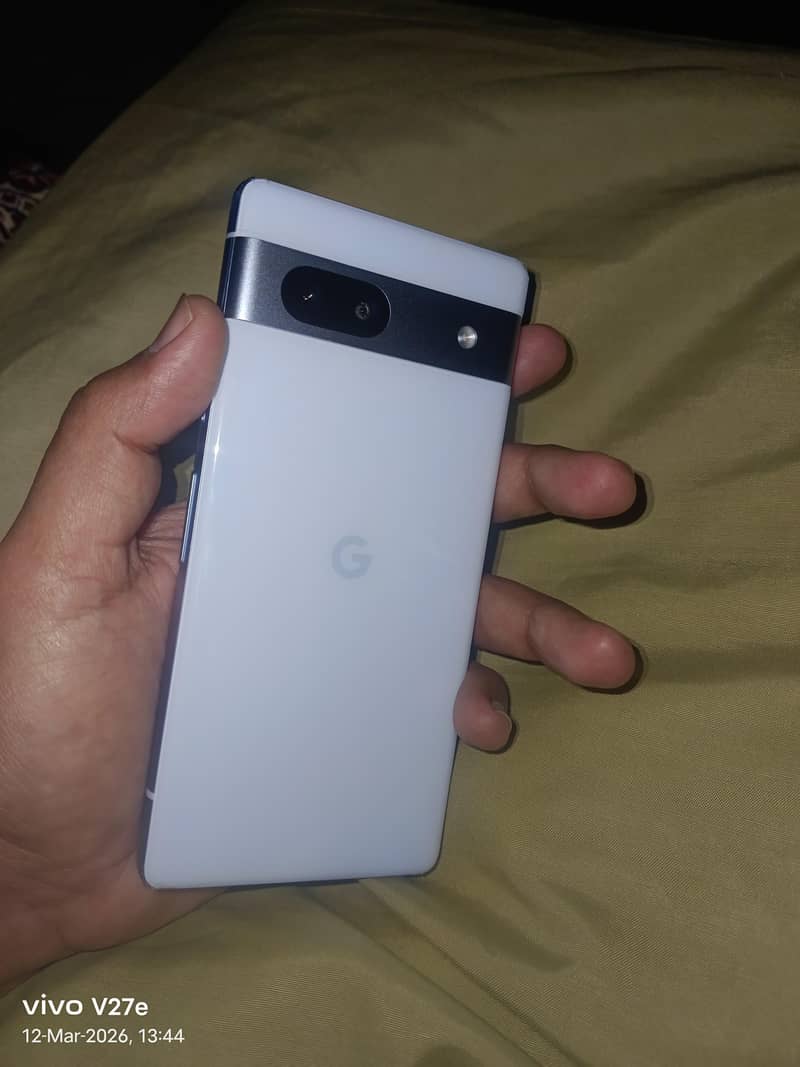 Google pixel 7a 1