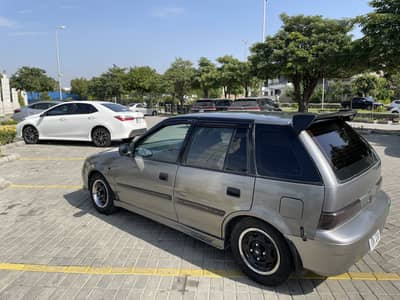 Suzuki Cultus 2015