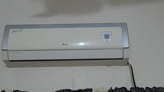 1 Ton Gree ac for sale