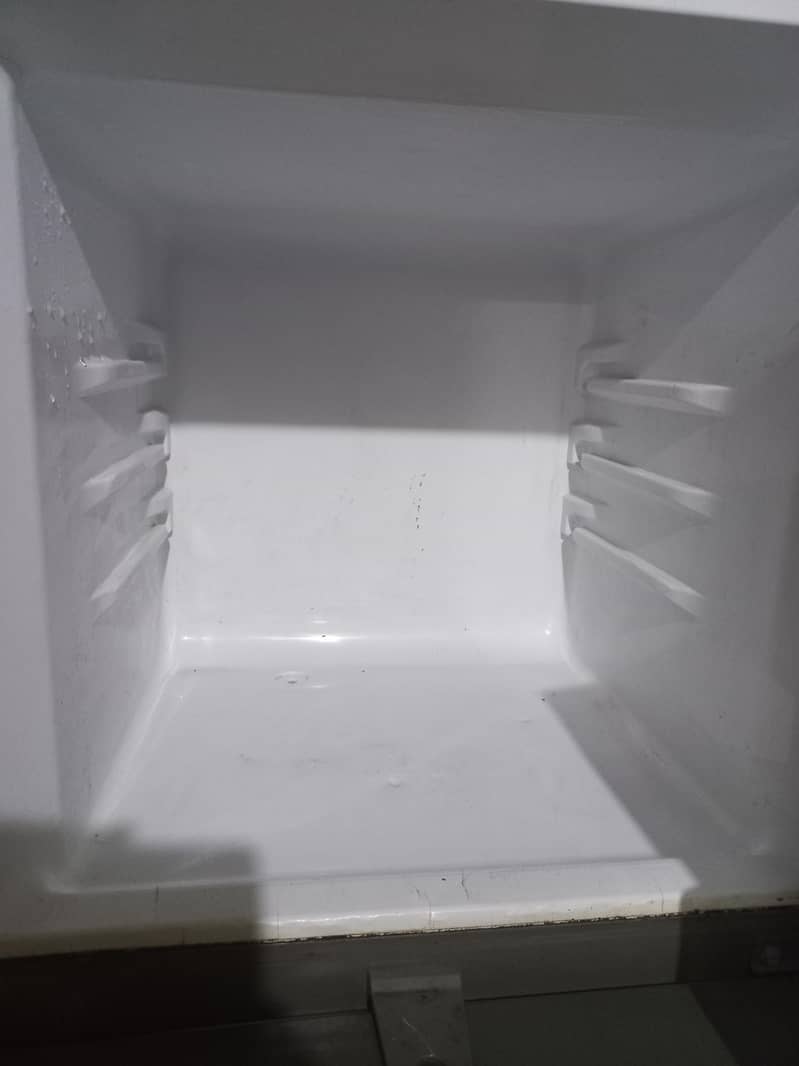 refrigerator 3