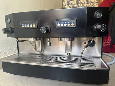 Coffe machine for coffe shop