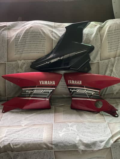 Ybr bike airspooks and right side cover (tapa)