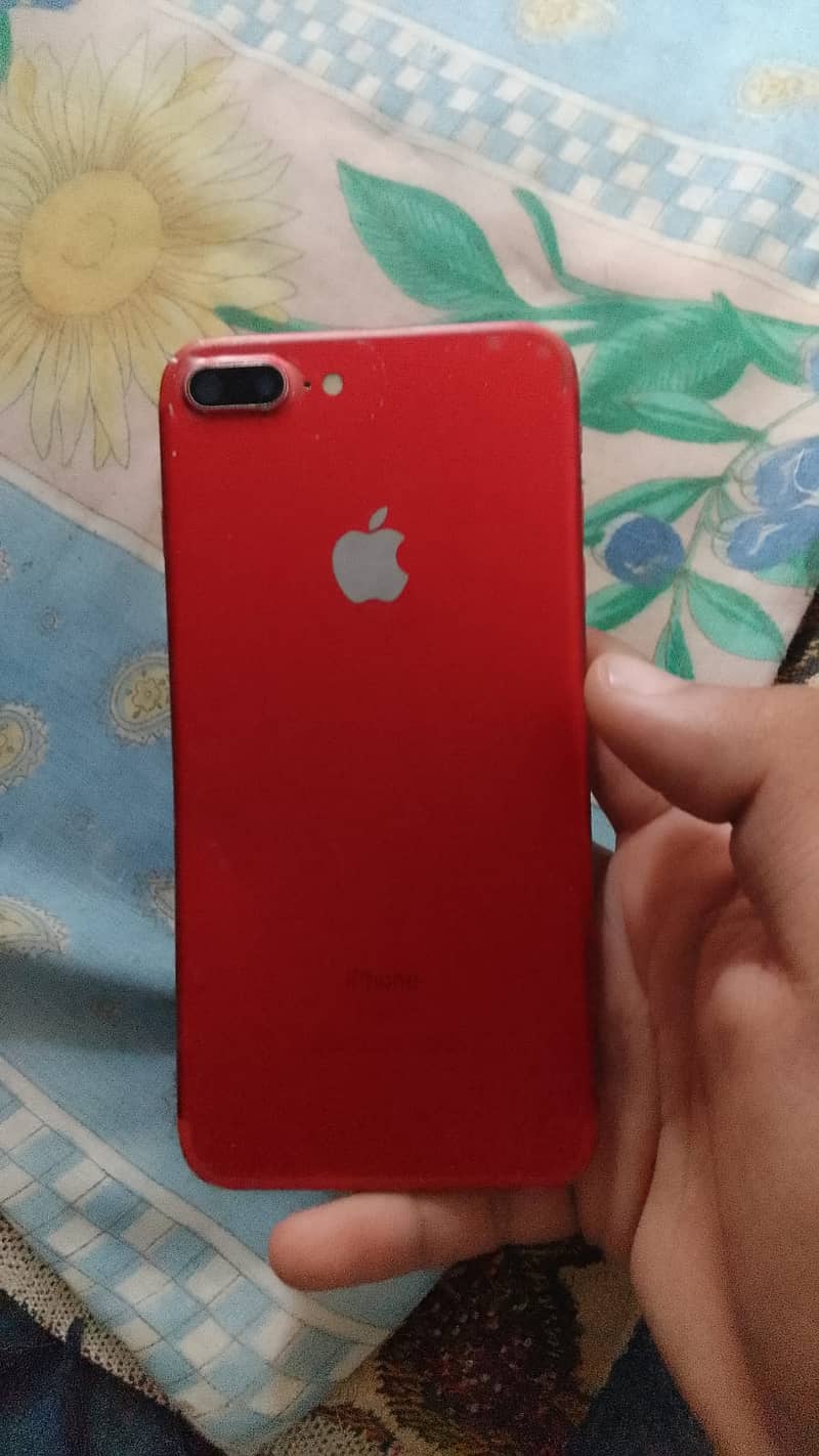 Apple iPhone 7 Plus 1