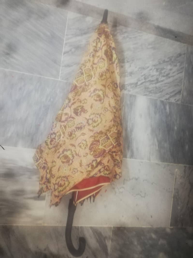 چھتری دھوپ والی 1
