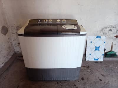washing machine and spinner