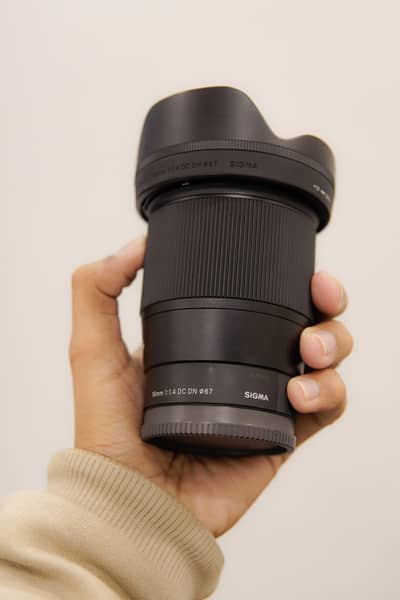 Sigma 16mm f/1.4 Lens For Sale (Sony E Mount)