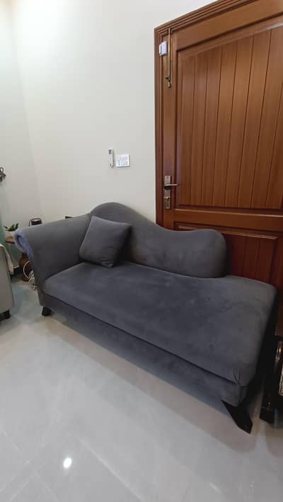 Deewan Sofa ( sethi )