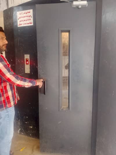 2 Bed Lounge Flat for Rent Prime Location 2 Bed Lounge flat available for rent in Munir Bridge View, Gulistan-e-Johar. Located on 5th Floor with Lift facility.