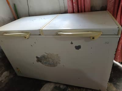 WAVES DEEP FREEZER DOUBLE DOOR (Scrap Selling)