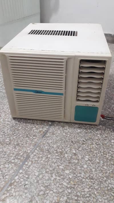 0.75 ton window AC for sale 03334757857 whatsApp Shorkot Cantt