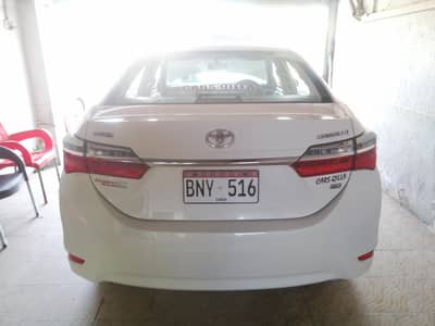 Toyota Corolla GLi Automatic 1.3 VVTi model 2018 white