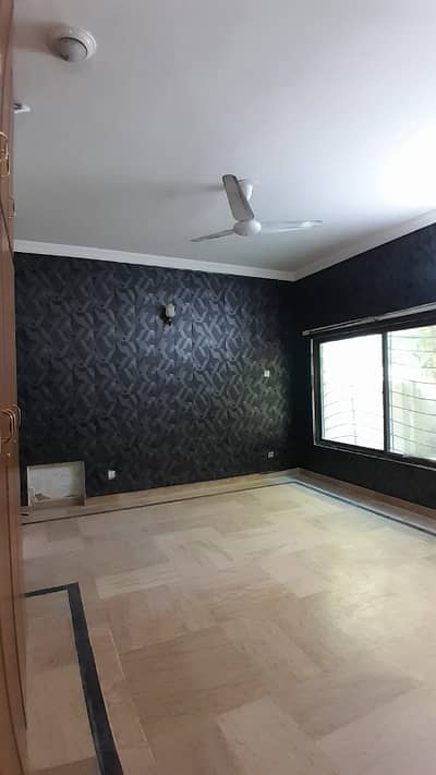 teenmarla 3 bedroom attached washroom open basement for rent demand 75000 gas and electricity metres available