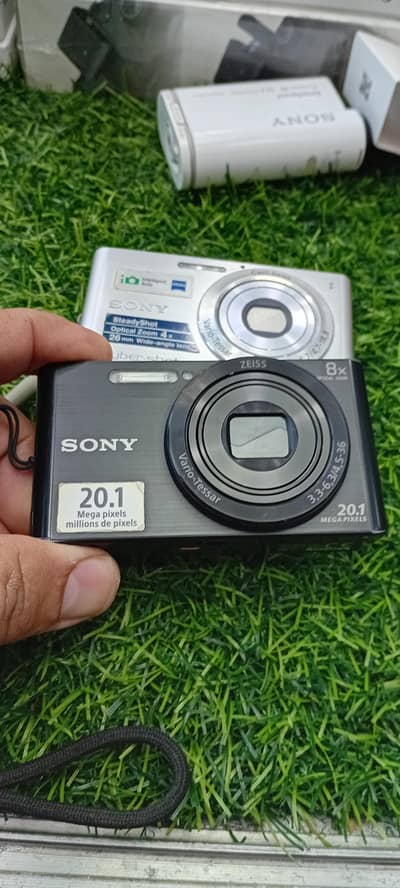 sonyw830 nd aony w320