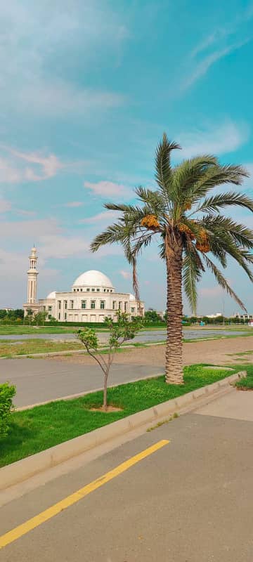 10 Marla Corner Plot at Bahria Orchard Phase 4, Lahore