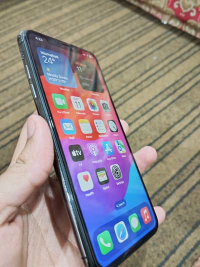 iPhone XS Max Official PTA