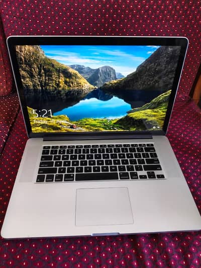 Apple MacBook Pro 2014 15” – Excellent Condition