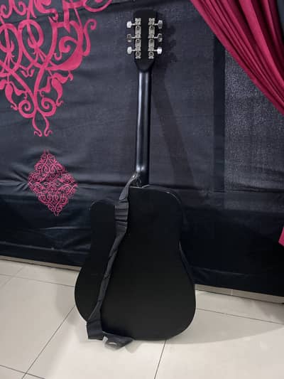 Washburn Black Acoustic Guitar – Cutaway Dreadnought