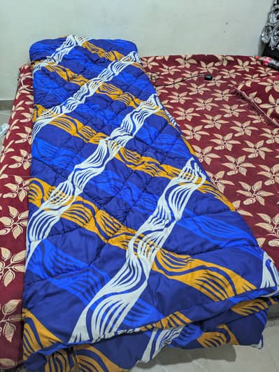 Double Bed Warm Razai (Winter Quilt) – Almost New