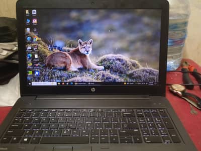 HP Z book Core i7 8GB RAM