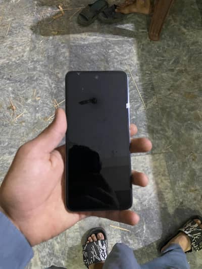 infinix hot 40i with box all okay 10.9 condition 8+8 128gb