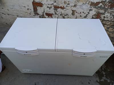 A1 freezer hai ek side thodi kharab hai dusri side okay hai