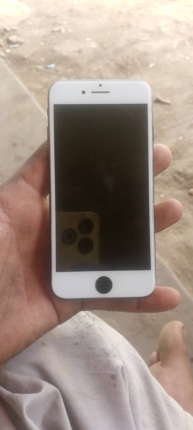 Apple iPhone 7 1
