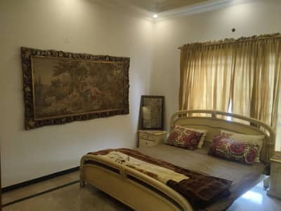 MIAN BROTHERS OFFER DEFENCE PHASE 2 ORIGINAL PIC JUST LIKE BRAND NEW 4 BEDROOMS LUXURY 10 MARLA HOUSE FOR SALE 10KVA SOAR INSTALLED ALMOST FINAL 5,12,00,000