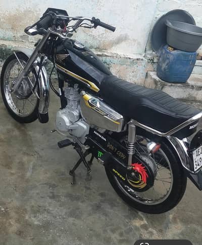 Honda 125 self strat model 2021 full Lush condition exchange possible