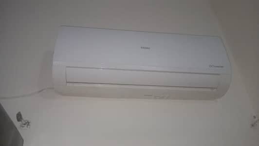 haier DC inverter 1 ton heat and cool, 03235100342