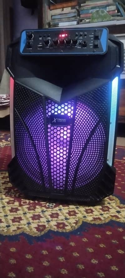 condition 10 by 10 hay kio issue nahe ha 2 mikes ha