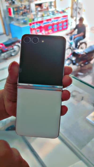 Samsung z flip 5 8/256