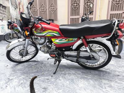 Honda CD 70 2022 model and 2023 sticker for sale