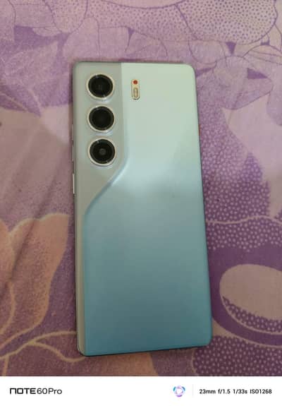 Tecno camon 40 pro in warranty 8+8gb 256gb