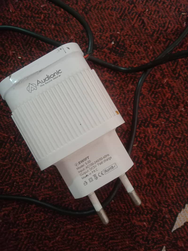 audionic fast charger 2