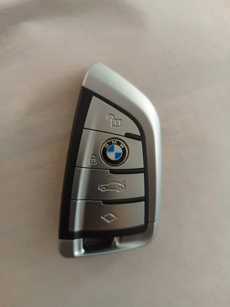 key maker/Locksmith/car key making 0