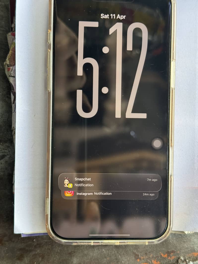iPhone 16 pro max 6