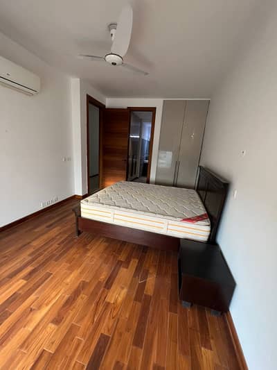 2300 Sq. Ft Furnished Apartment Available For Rent