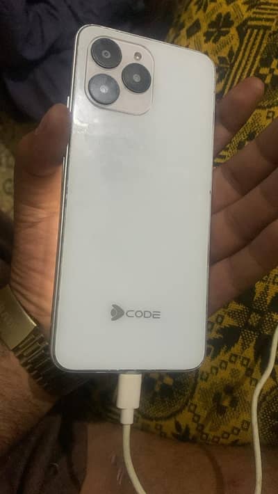 8/ 128 gb condition 10/8 battery lajwab