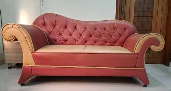 2 seater sofa for sale in good condition